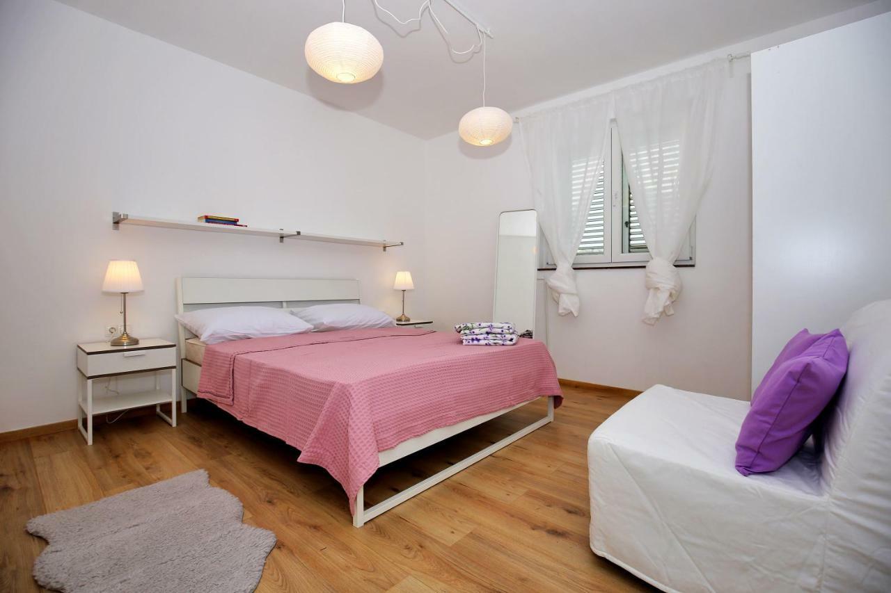 Apartments Ines Murter Ngoại thất bức ảnh