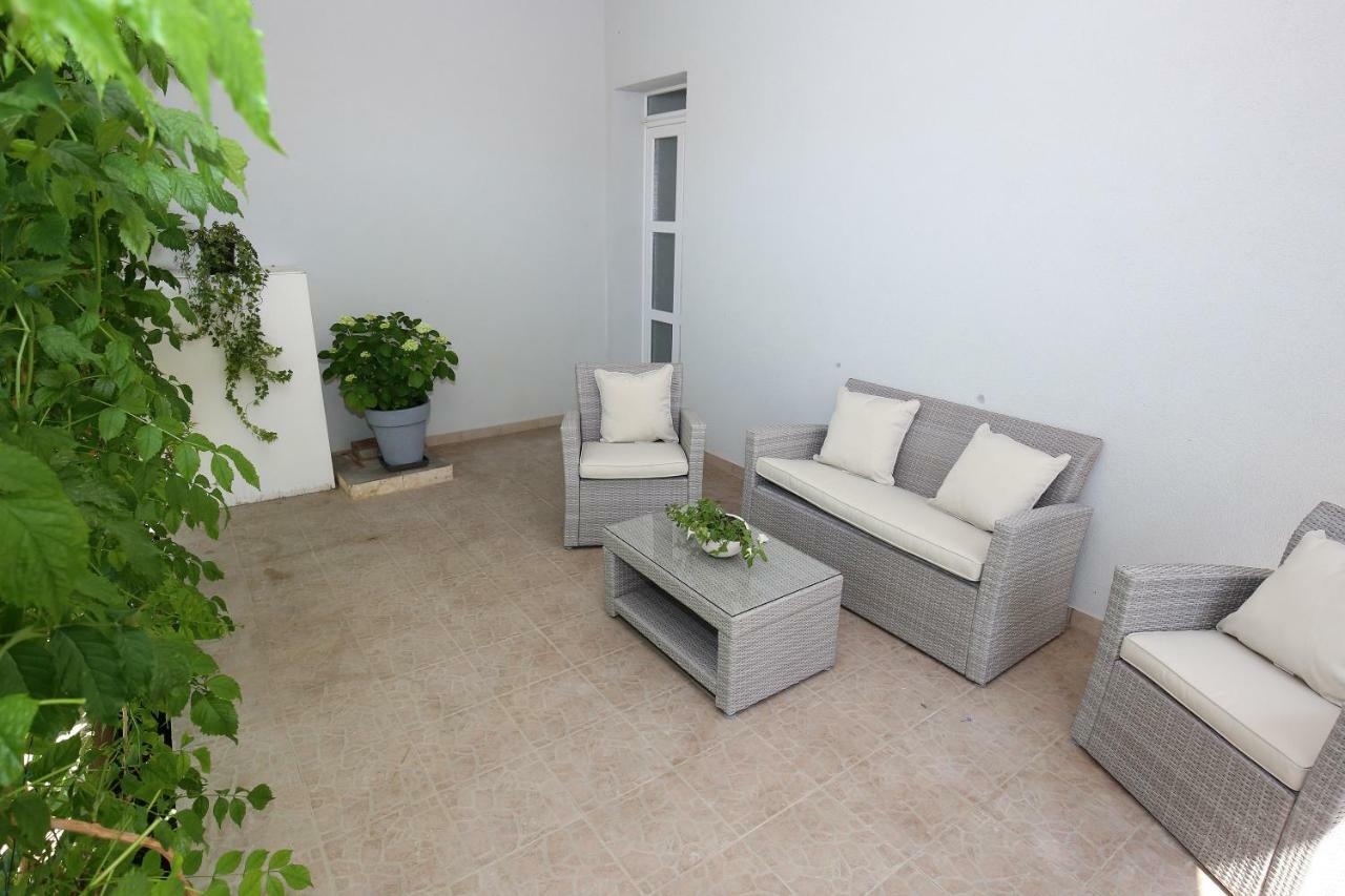 Apartments Ines Murter Ngoại thất bức ảnh