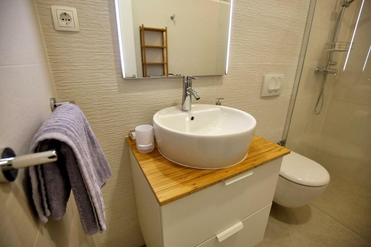 Apartments Ines Murter Ngoại thất bức ảnh