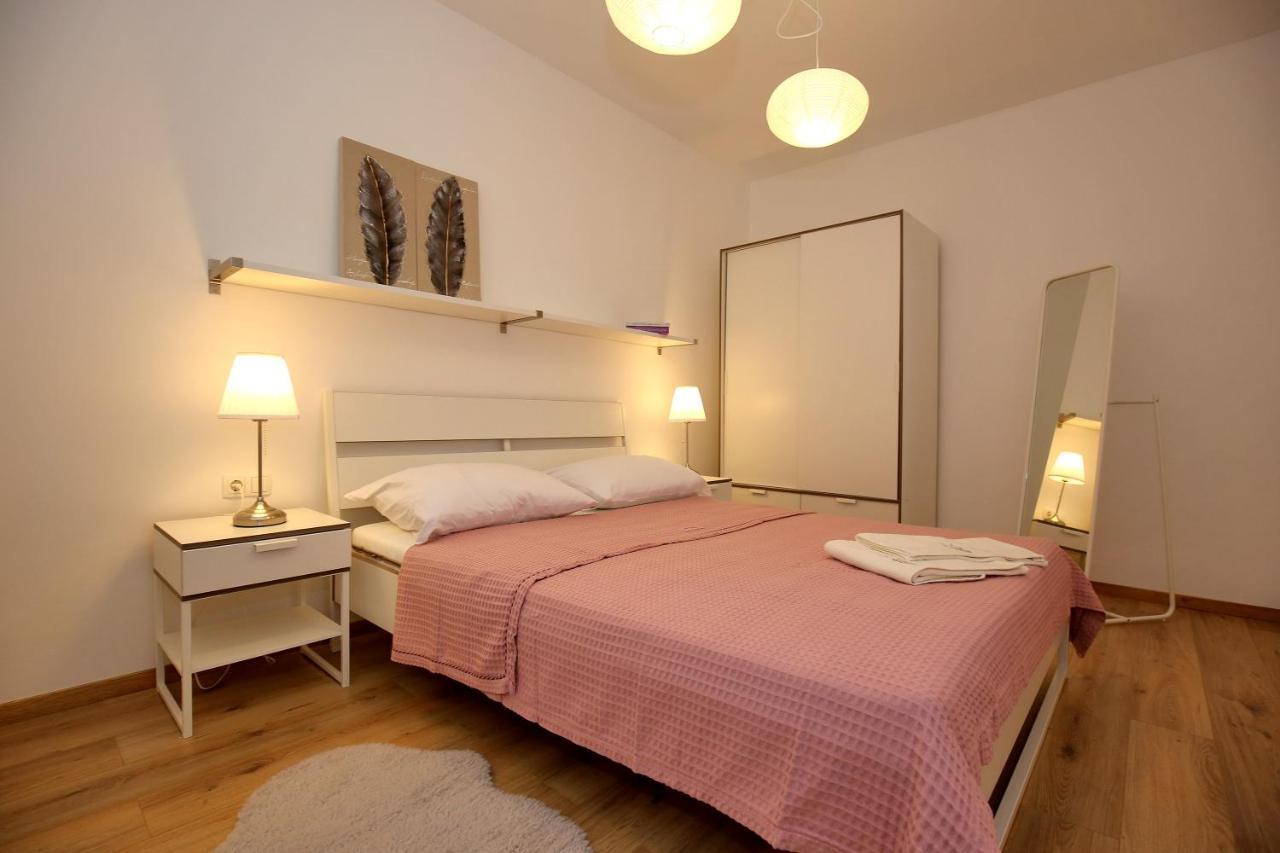 Apartments Ines Murter Ngoại thất bức ảnh